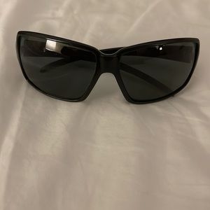 Electric VOL. Polarized.